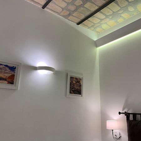 Luxury Rooms Near Colosseum Rom Værelse billede